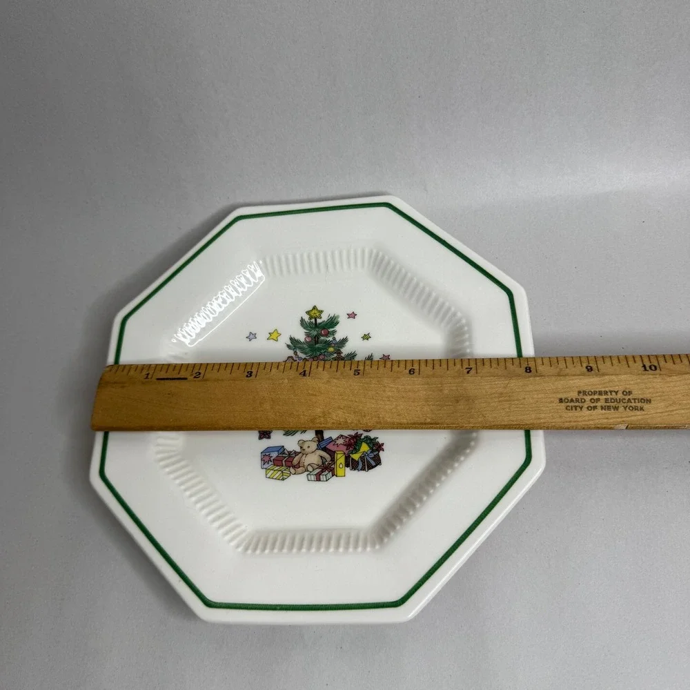 Vintage Nikko Christmastime Salad Plate Christmas Tree Octagon Green Trim Japan‎